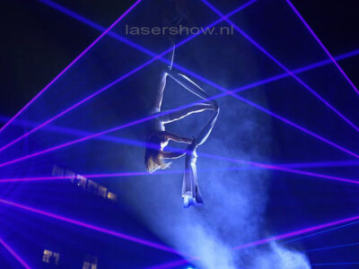 lasershow met dance act